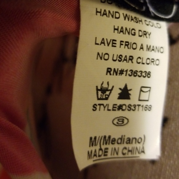 Cute top - Picture 5 of 5